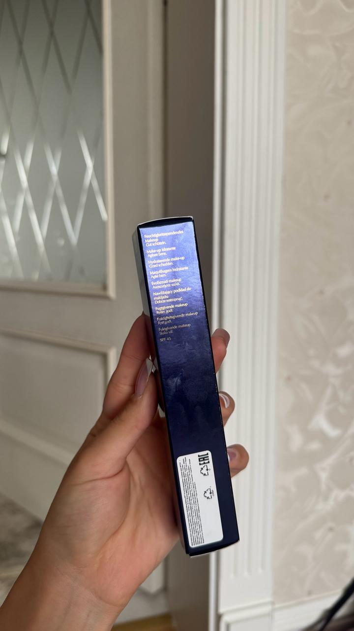 тональный крем ESTEE LAUDER futurist hydra rescue