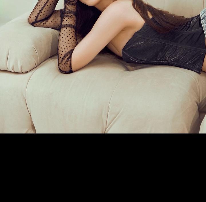 Черный кожаный корсет Sveta Aleksandrova