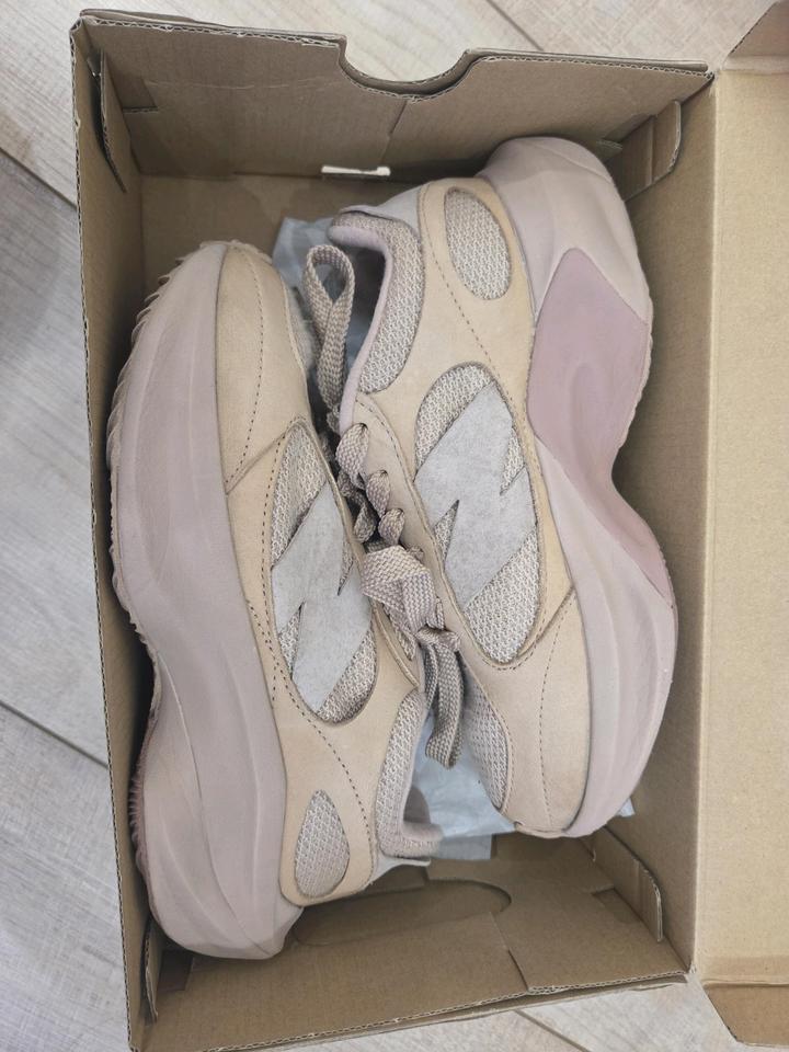 Кроссовки New balance женские