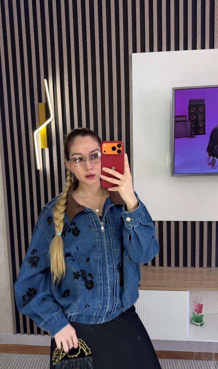 Бомбер джинсовый