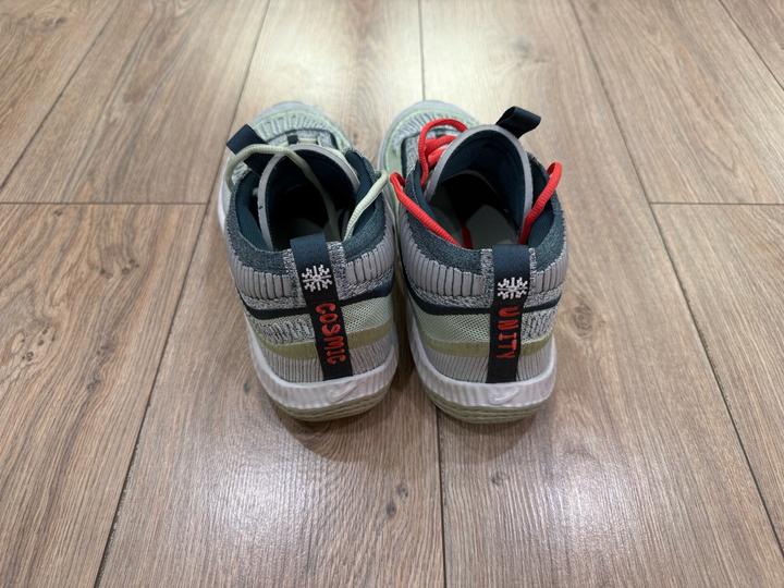 Nike Cosmic Unity 3