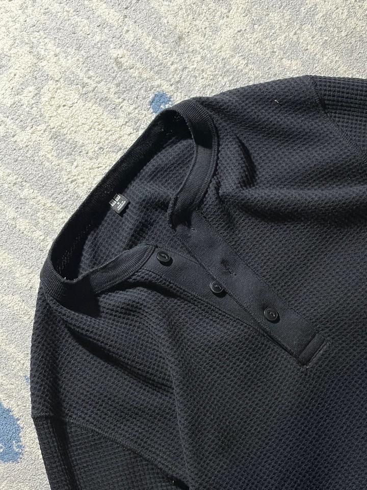 Uniqlo henley