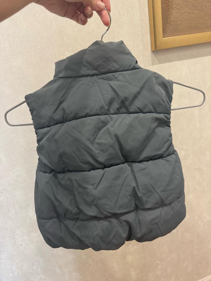 Жилет Zara