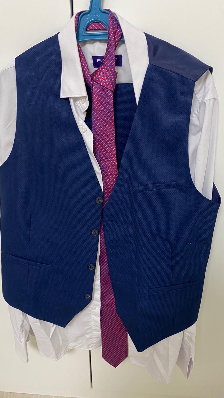 Костюм тройка