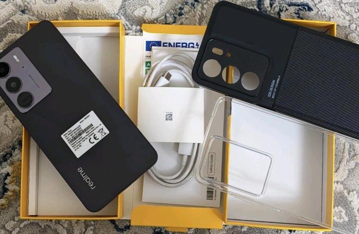 Продам realme c75