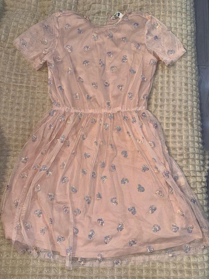 Платье нарядное 152