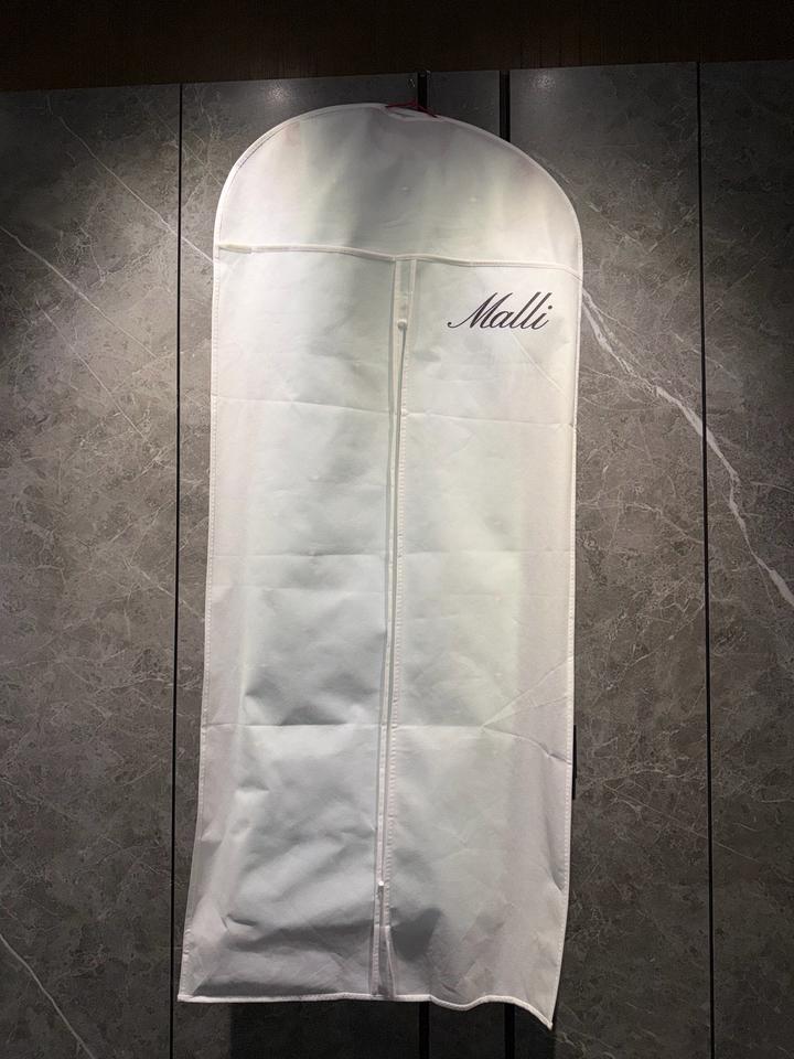 Платье от бренда Malli
