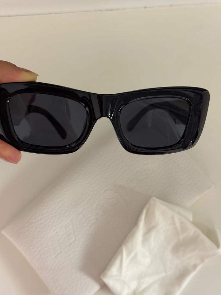 Солнцезащитные очки Le Specs /// Dopamine