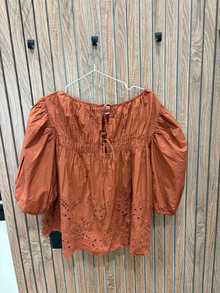 новая терракотовая блузка Mango весна- лето