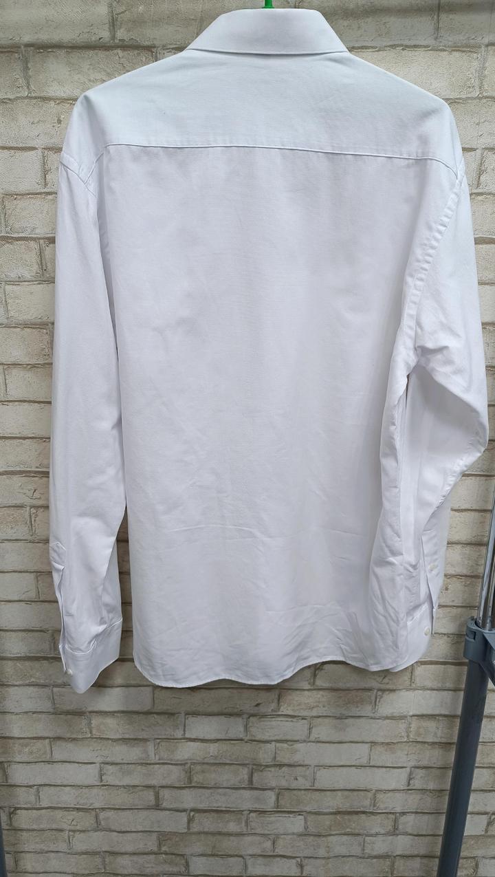 Мужская рубашка с длинным рукавом белая