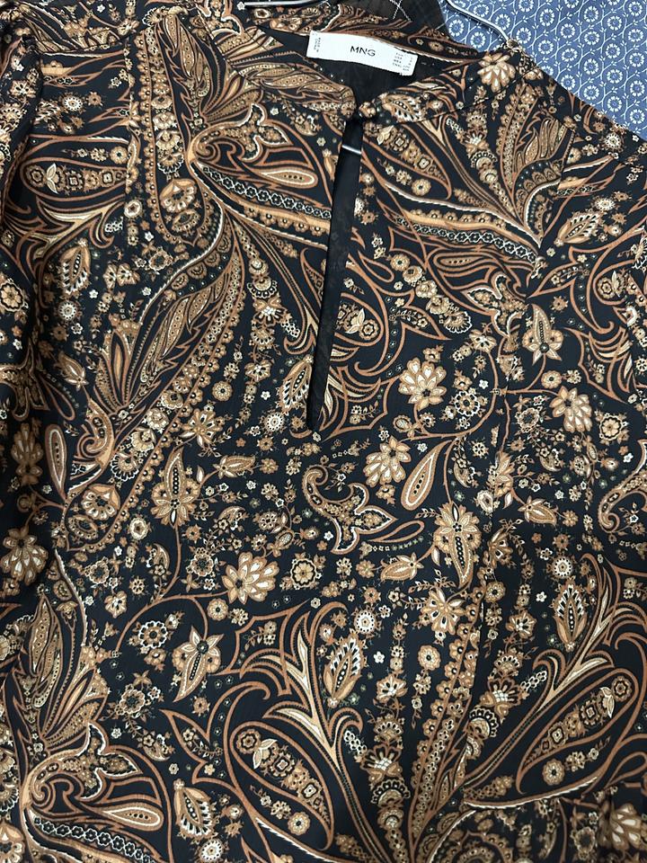 Платье манго