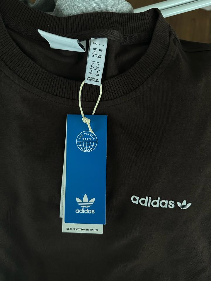 Лонгслив adidas