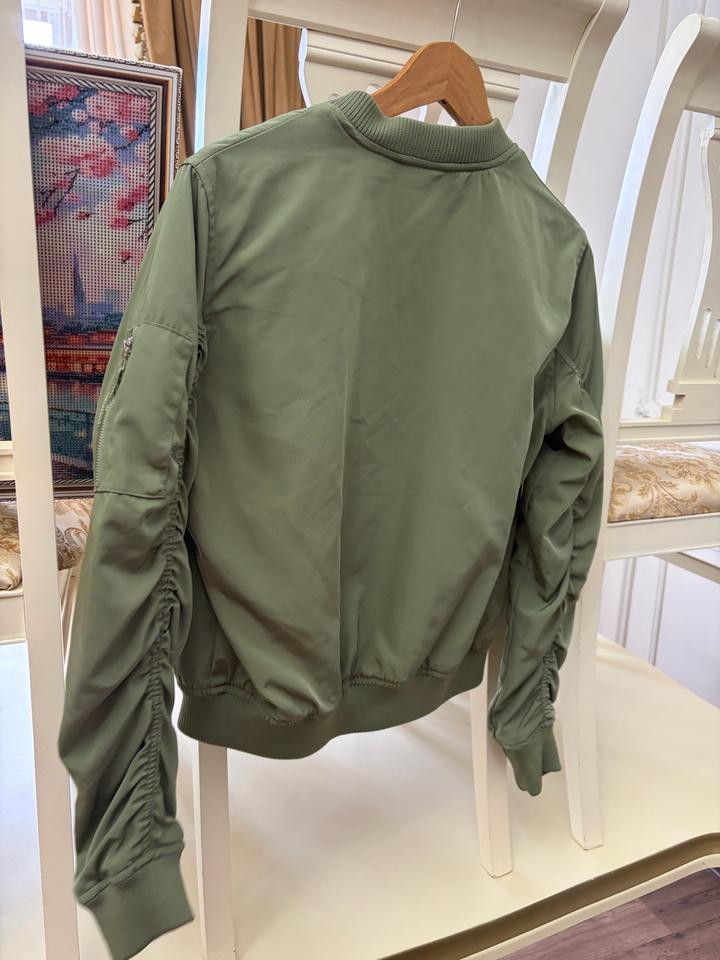 Бомбер хаки