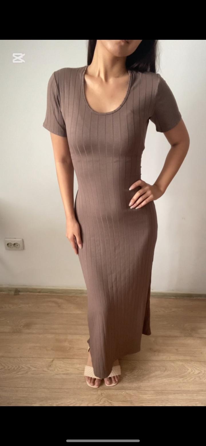 Платье с завязками сзади