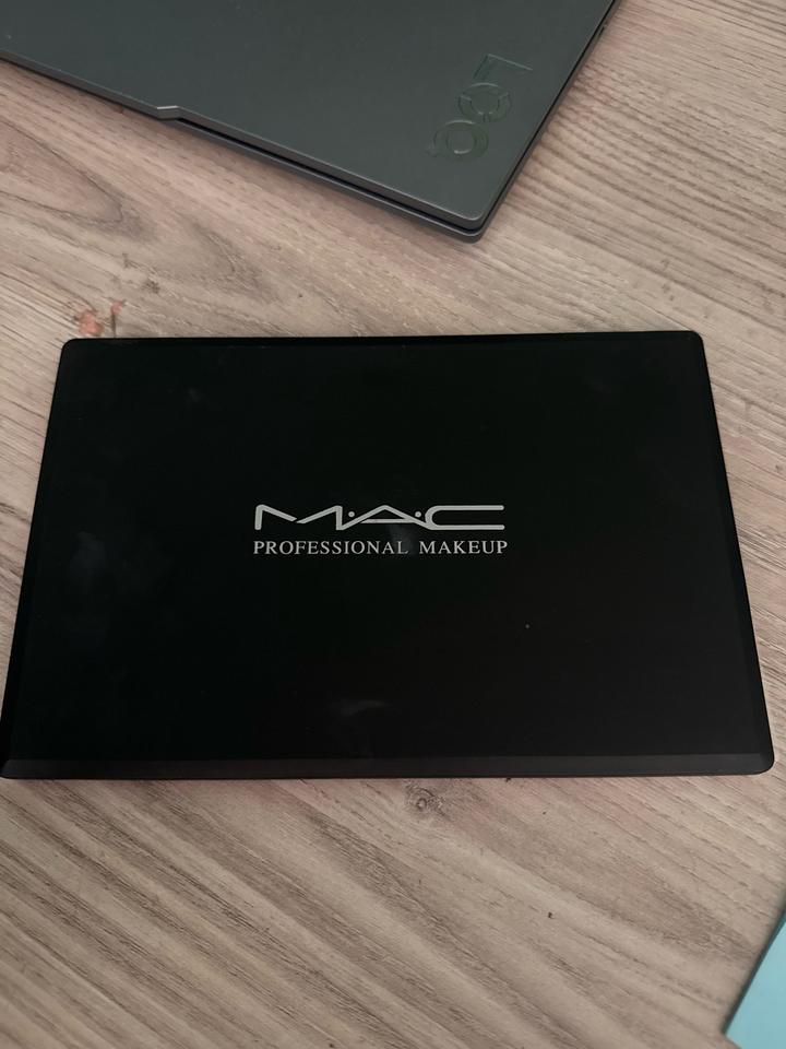 Mac палетка теней жидких