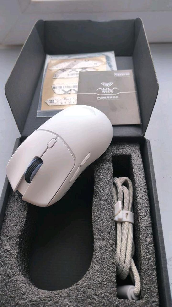 Новая игровая мышка Aula SC580SE