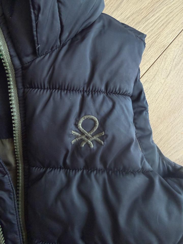 Безрукавка Benetton