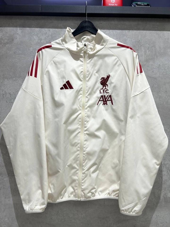 адидас ,футбольная команда