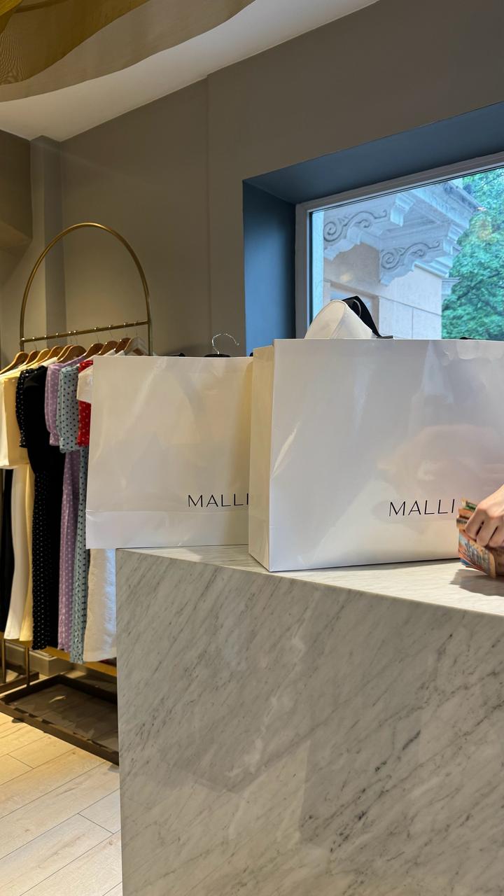 Платье от бренда Malli