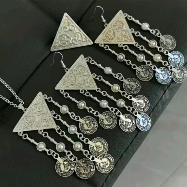 Национальные украшения бижутерия