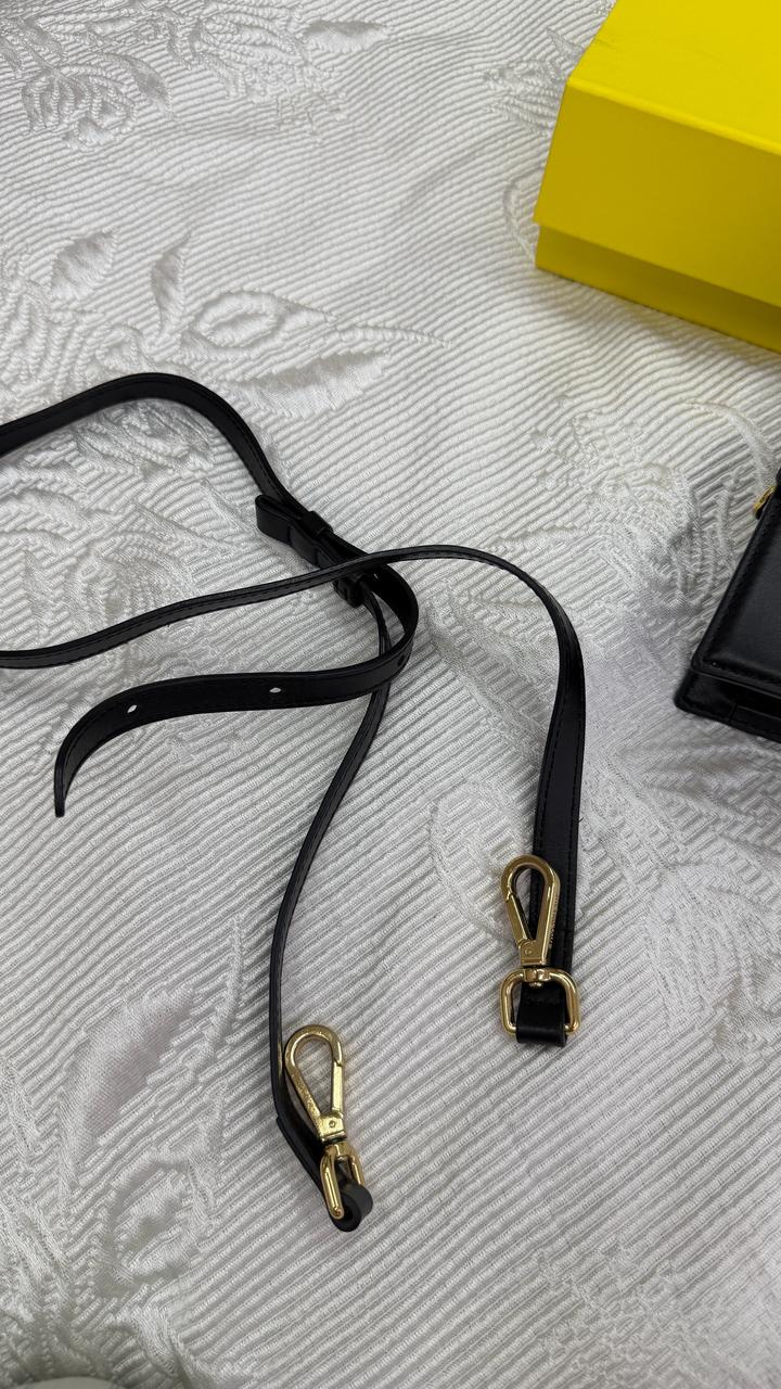 Сумка Jacquemus мини оригинал с ремешком