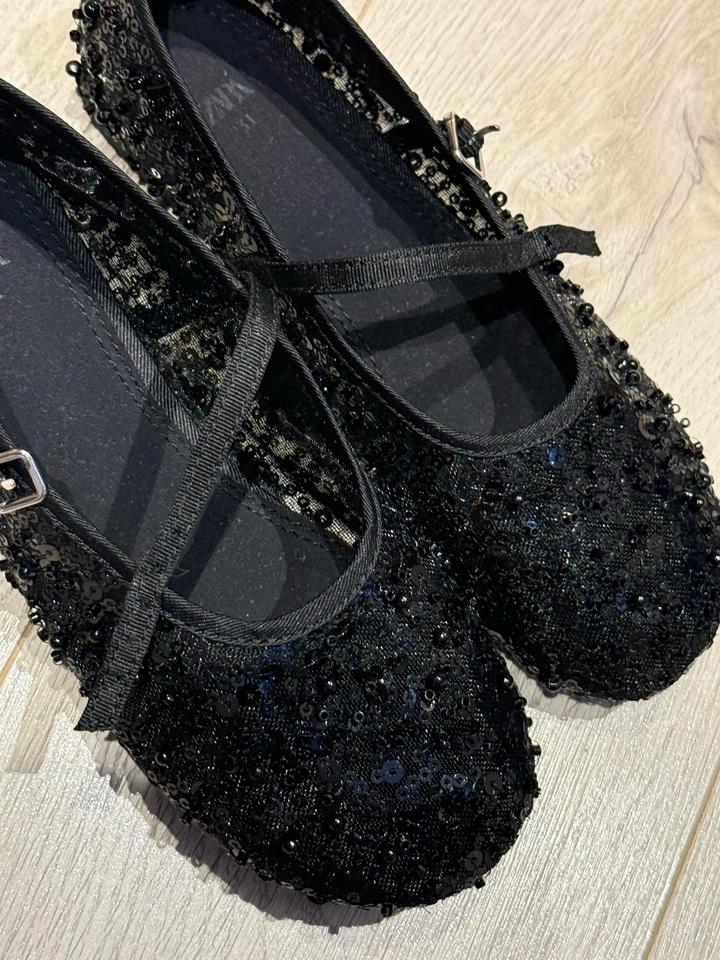 Балетки Zara с пайетками