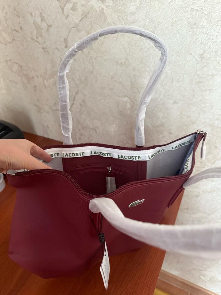 Новая сумка Lacoste