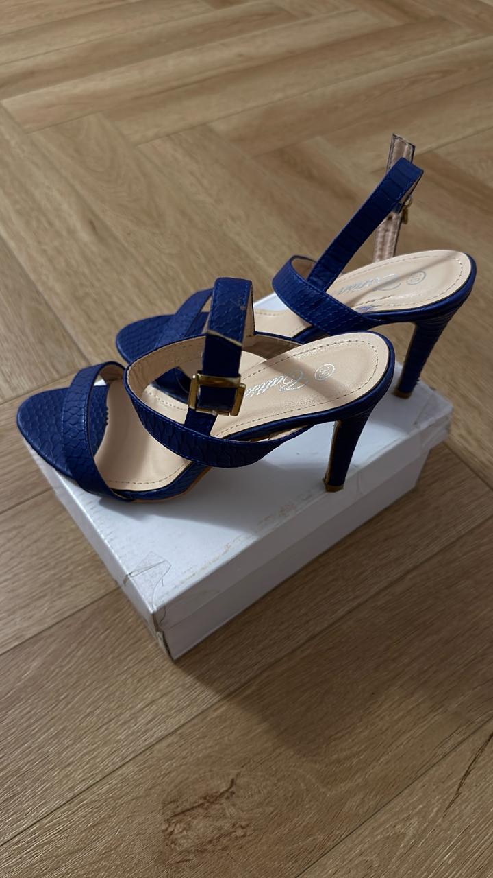 Красивые босоножки