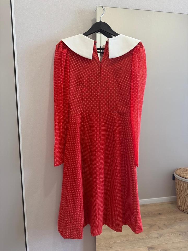 Красное платье от Atelier Kassenova