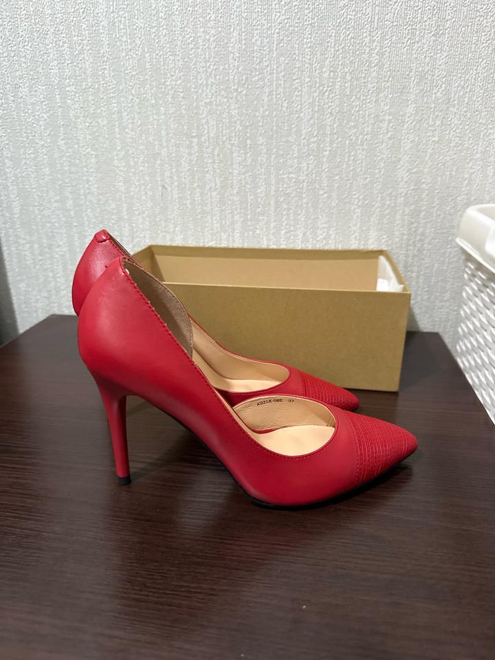 Новые туфли Inci