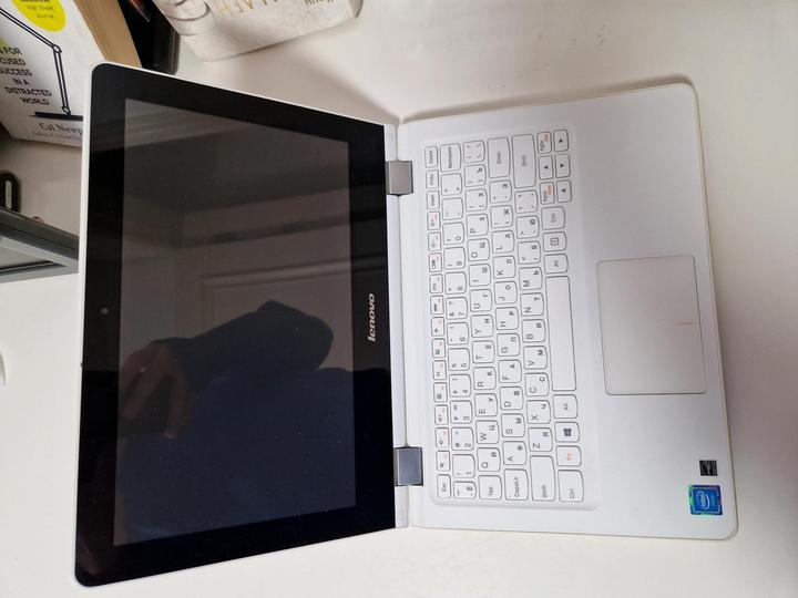 Ноутбук Lenovo Yoga 300-11IBR трансформер — сброшен до заводских