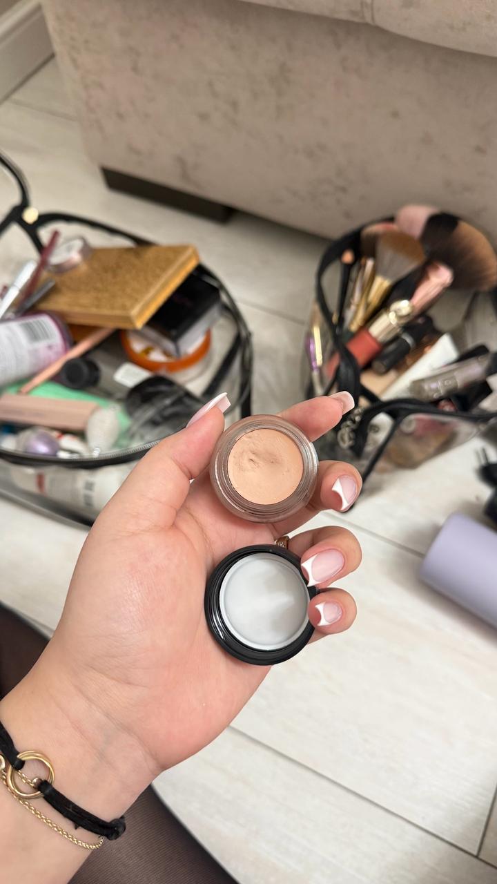 MAC подложка для тени