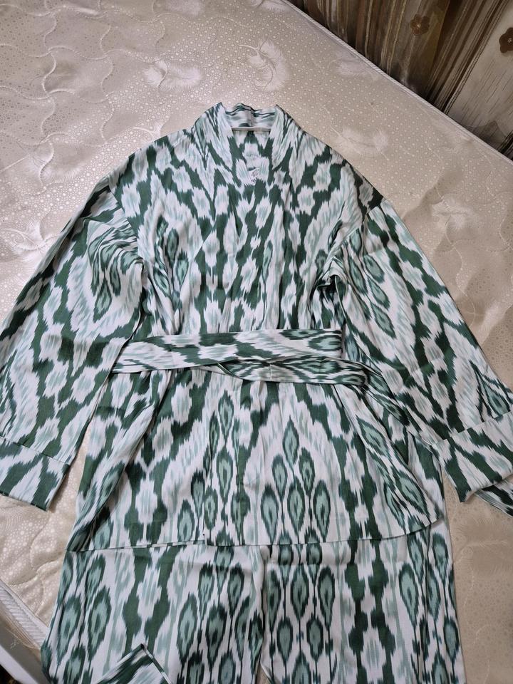 Костюм двойка бренда Suraya Collection, размер oversize (до 50)