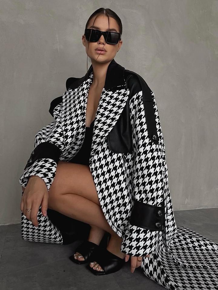 Очень стильное пальто бренда Rizzle