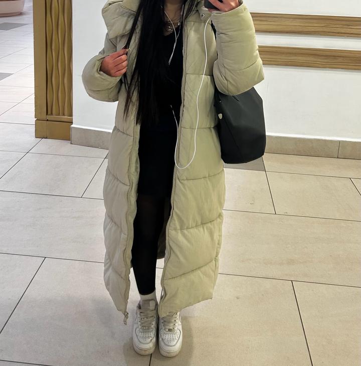 Бежевый пуховик DeFacto