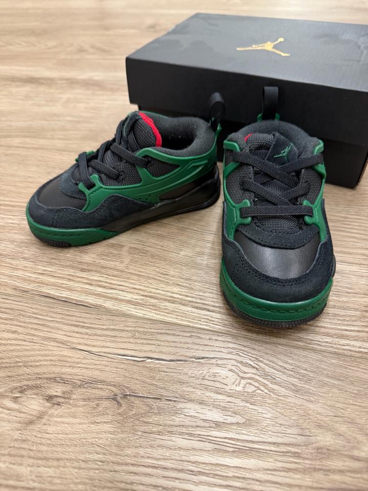 Детские кроссовки Jordan