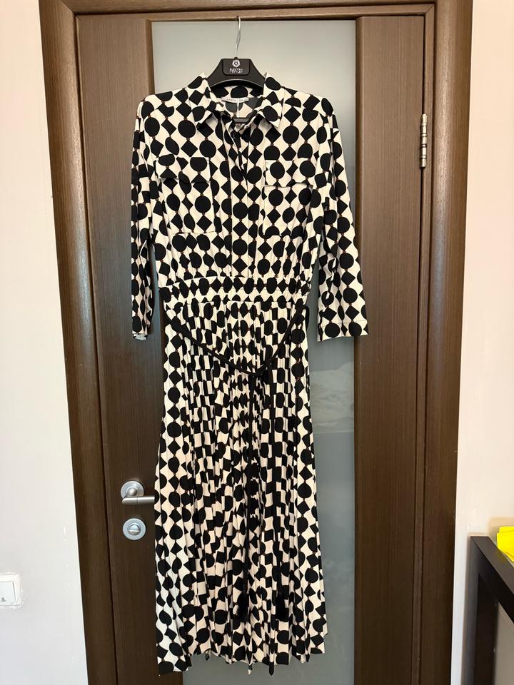 Платье Mira Mia