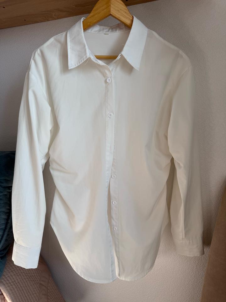 Приталенная белая рубашка, Размер М