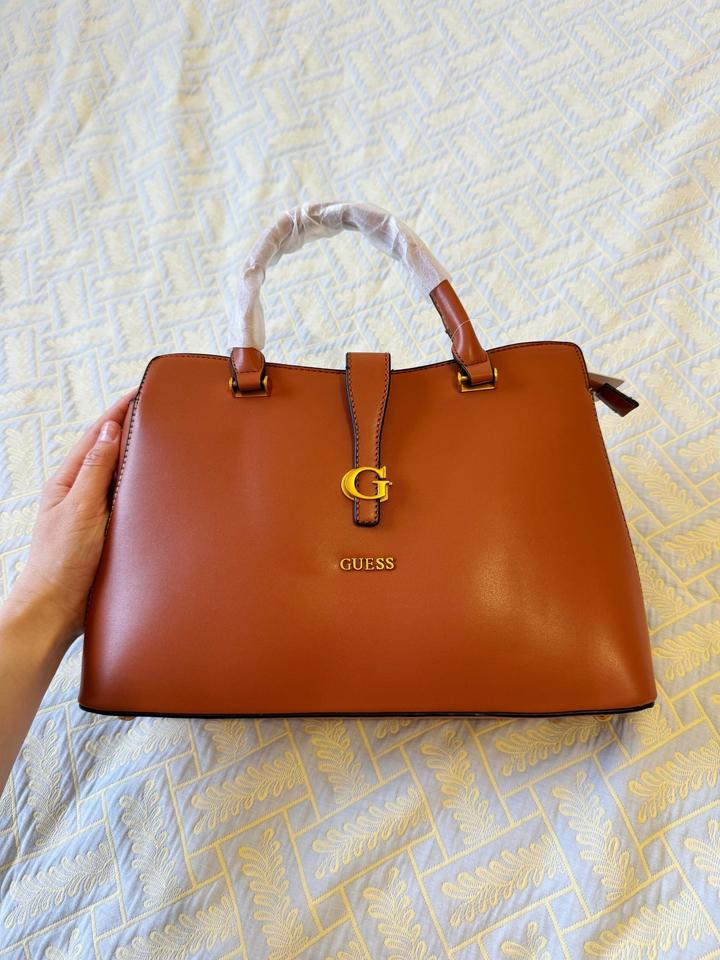Сумка Guess