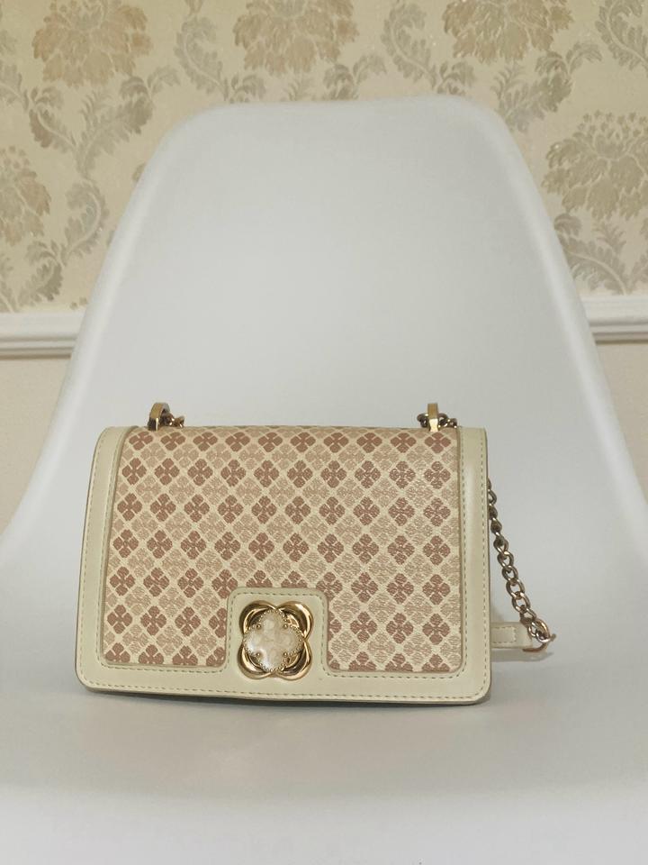 Сумка бежевая