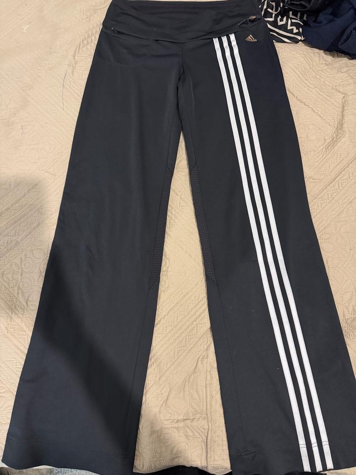 Брюки от Adidas, размер s