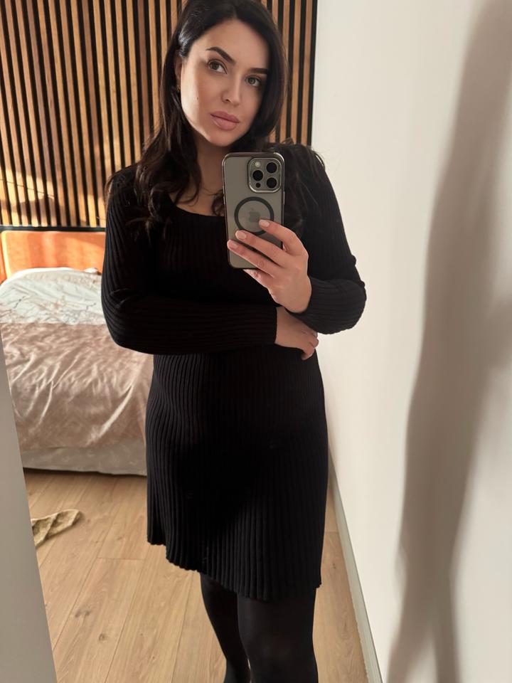 Платье черное трикотаж