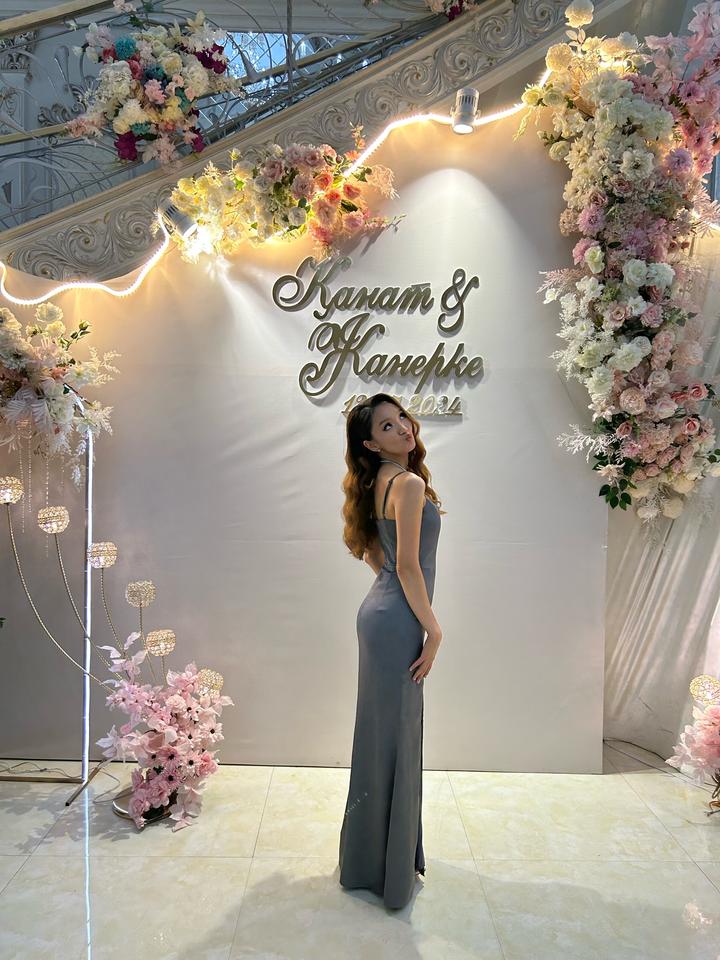 Серое платье Lichi