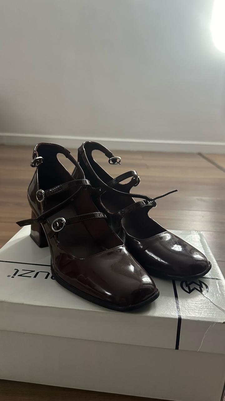 Бордовые туфельки от BERSHKA