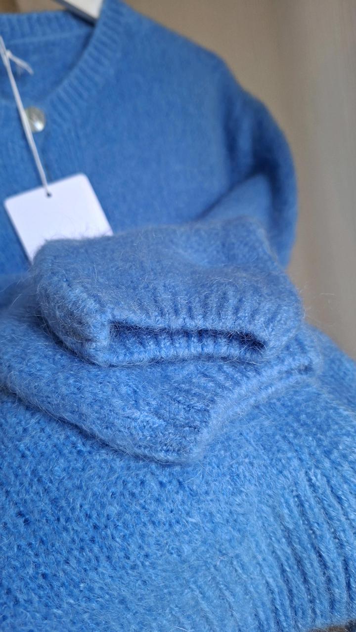 Кофта Италии от New Collection