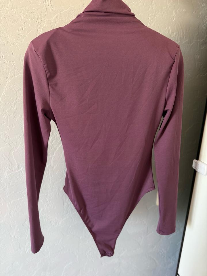 Кофта в стиле Kylie