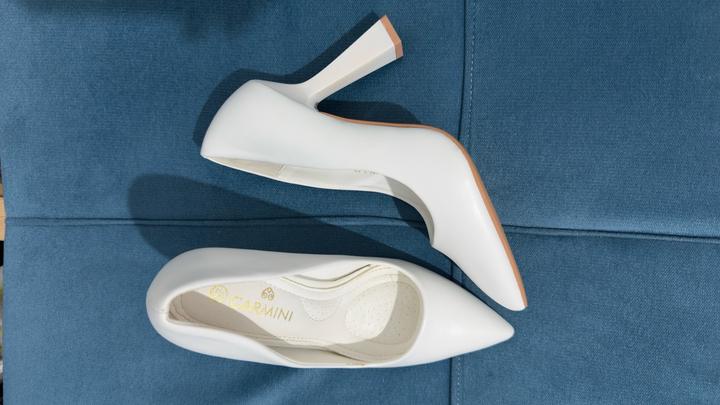 Белые туфли