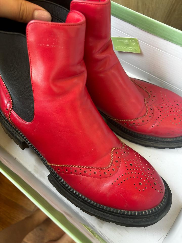 Продам ботинки осенние