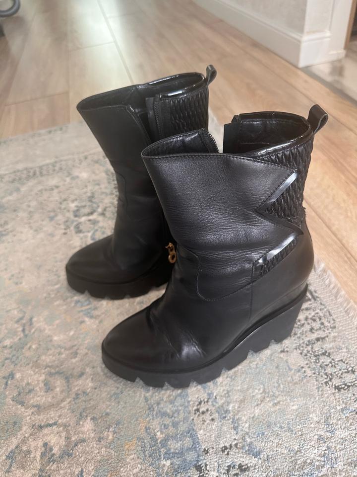 Продам ботиночки Tucino