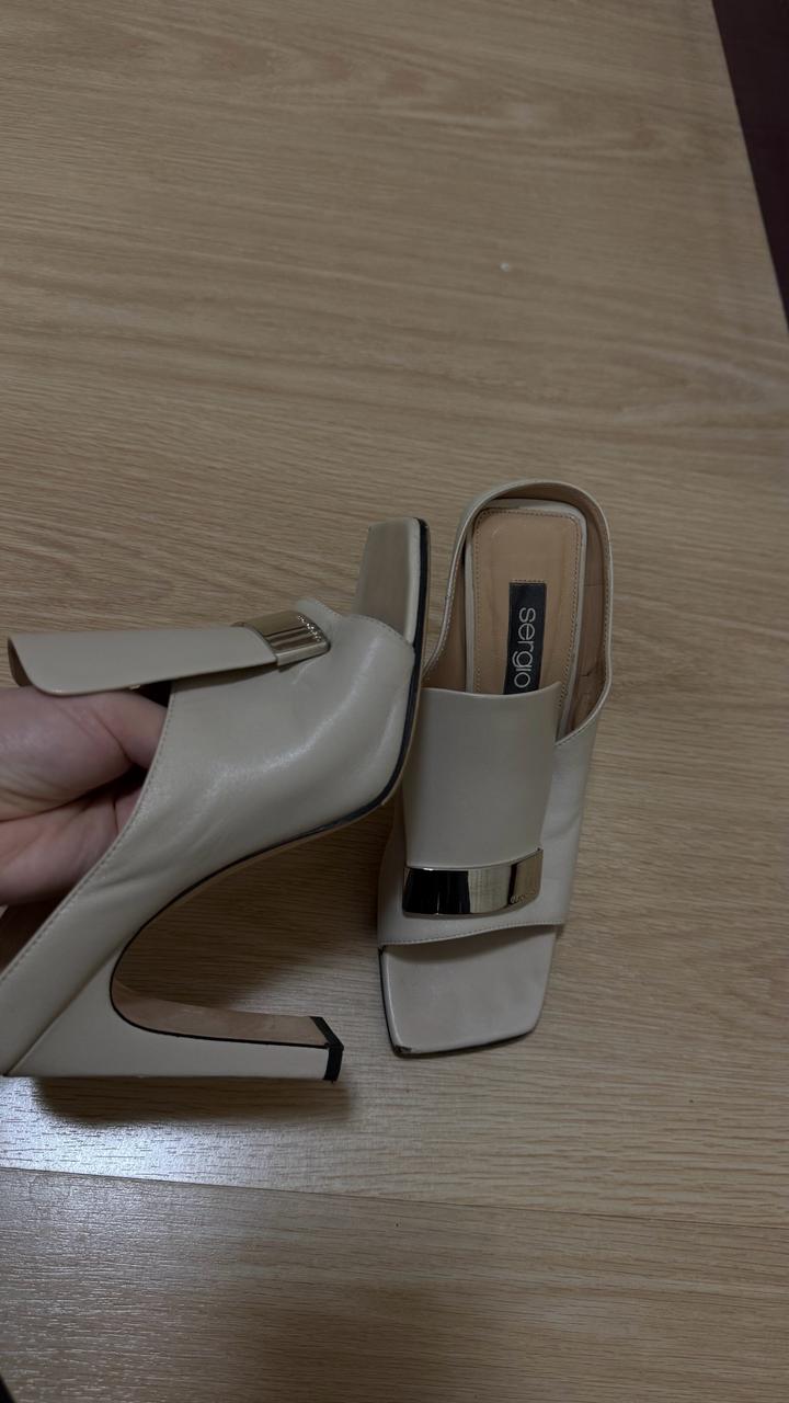 Боссоножки Sergio Rossi